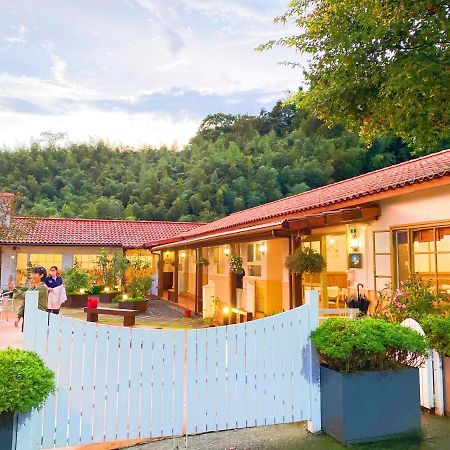 Alishan Tea Garden B&B Fenchihu Exterior photo